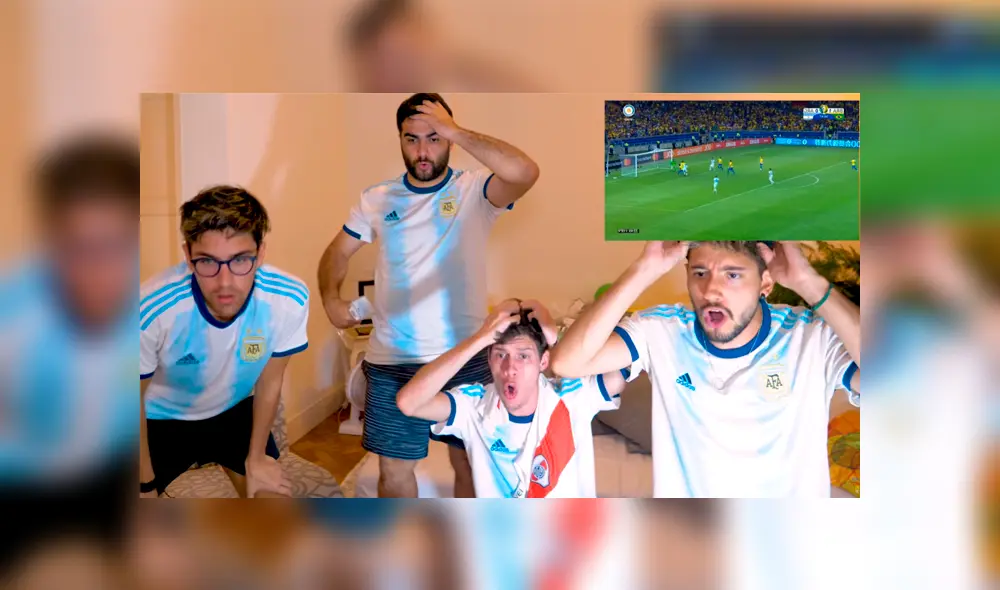 El grupo de hinchas argentinos conocidos como 'Los Displicentes' tuvieron un divertida reacción al partido de su selección.