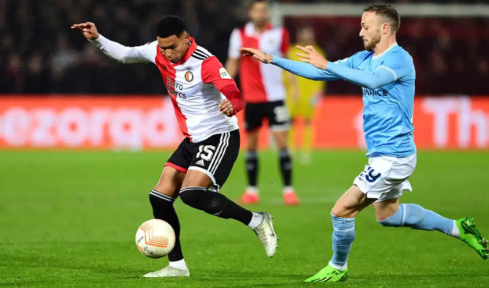 Marcos López fue titular con Feyenoord en el partido contra Lazio. Foto: EFE