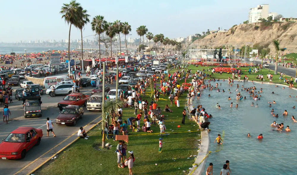 Alcalde de Chorrillos anunció la construcción de un centro comercial en Agua Dulce. Foto: La República