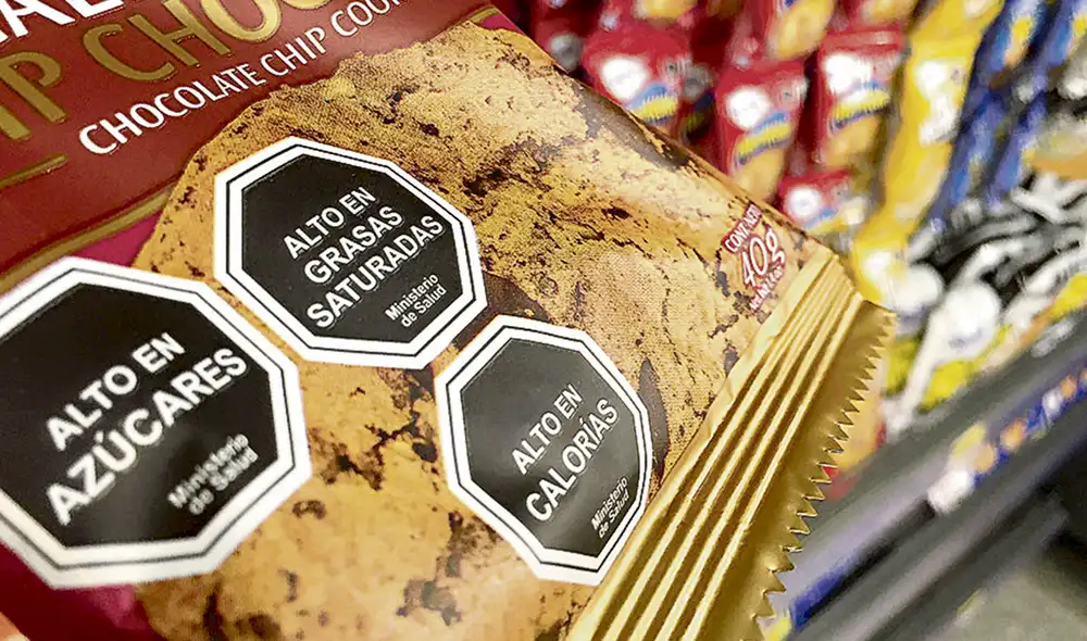 Desbalance. Empresas tuvieron hasta tres años para adecuarse, pero el Estado cede y les dejará usar pegatinas. Foto: difusión Desbalance. Empresas tuvieron hasta tres años para adecuarse, pero el Estado cede y les dejará usar pegatinas. Foto: difusión