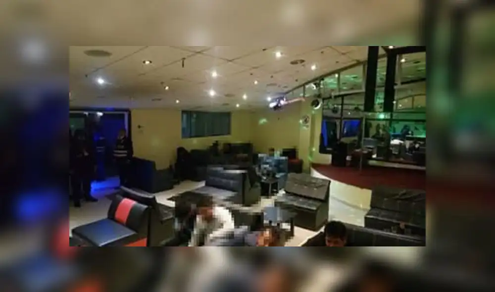 Los agentes habían recibido información que en este local nocturno se ejercía la prostitución clandestina.