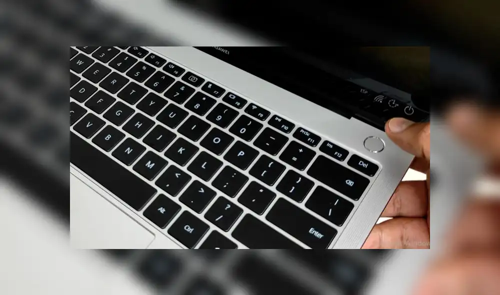 La Matebook X Pro de Huawei tiene un sensor de huella en el botón de encendido para una mejor seguridad. Foto: Daniel Robles