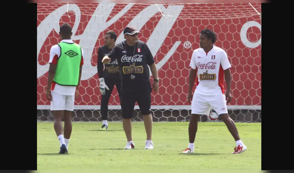 Jefferson Farfan y el día que Santiago Acasiete casi le pega. Foto: Líbero Jefferson Farfan y el día que Santiago Acasiete casi le pega. Foto: Líbero