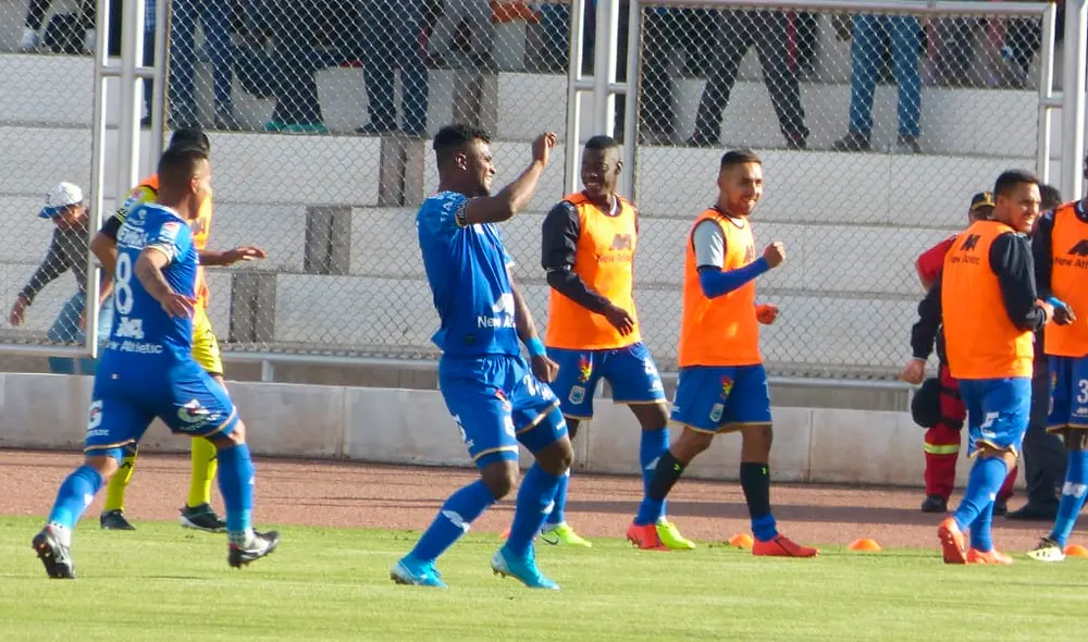 Binacional marcó dos goles en menos de cinco minutos para ponerse al frente. (Créditos: Liga 1)