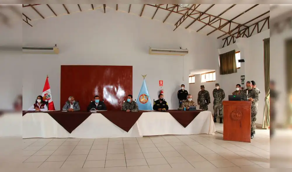 Ministro de Agricultura de reunión con autoridades de Lambayeque. Ministro de Agricultura de reunión con autoridades de Lambayeque.