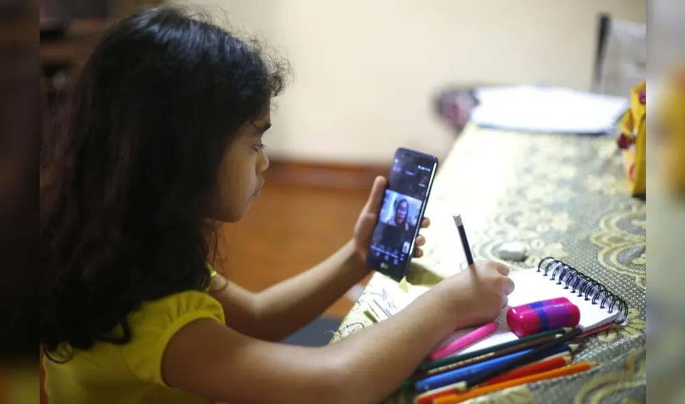 EDUCACIÓN EDUCACIÓN