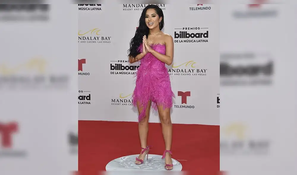 Becky G paraliza los Latin Billboard 2019 con sensual outfit en la alfombra roja