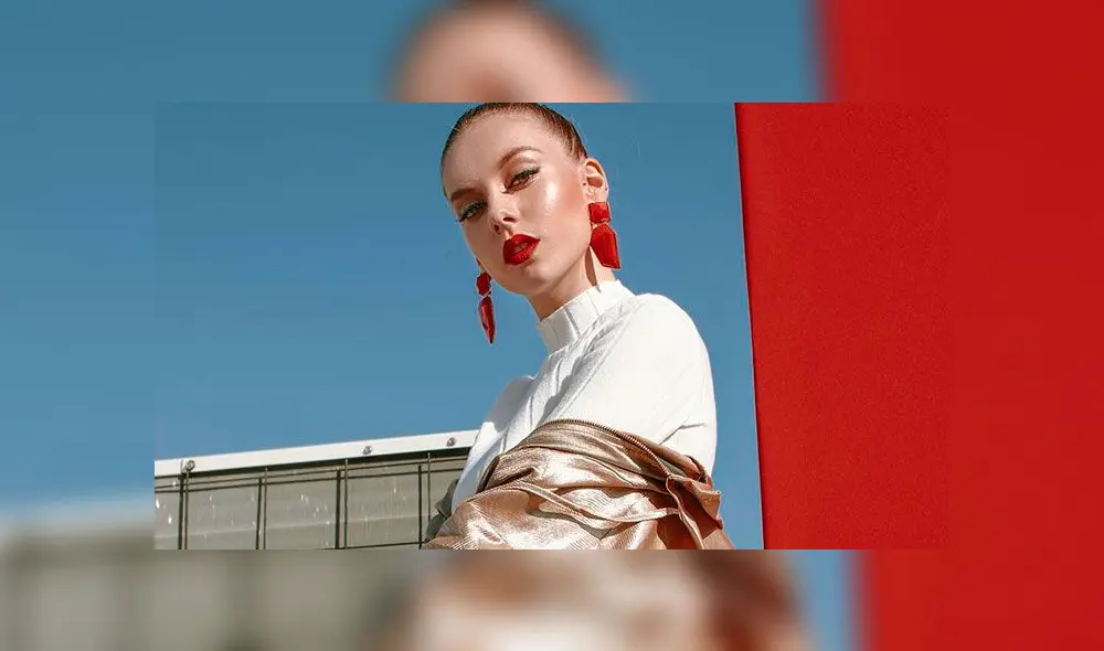 Ester Expósito deja al descubierto zona íntima en sensual fotografía en la cama [FOTOS]