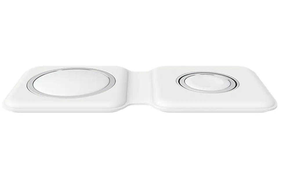 Se despliega y puedes cargar dos dispositivos al mismo tiempo. Foto: Apple