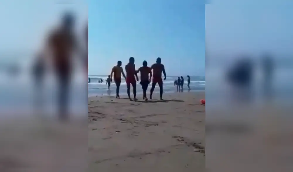 Salvan a bañista de ahogarse en playa de Pimentel [VIDEO]