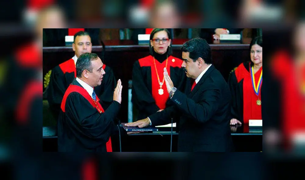 El presidente del TSJ de Venezuela, Mikel Moreno, juramenta frente a Maduro. Foto: difusión El presidente del TSJ de Venezuela, Mikel Moreno, juramenta frente a Maduro. Foto: difusión