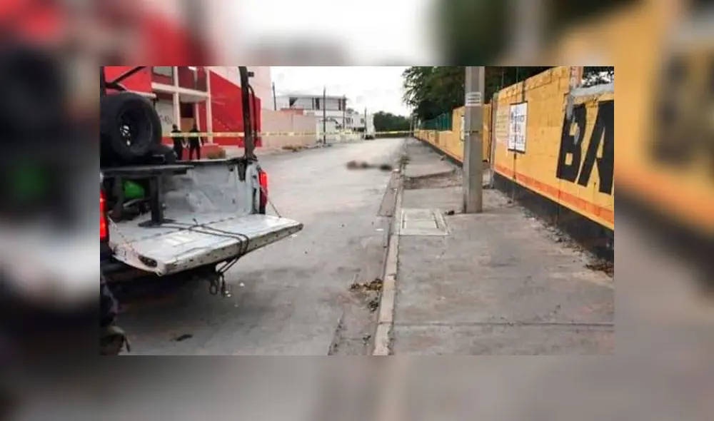 Tomarse fotos con armas que parecieran ser reales puede ser perjudicial. Tomarse fotos con armas que parecieran ser reales puede ser perjudicial.