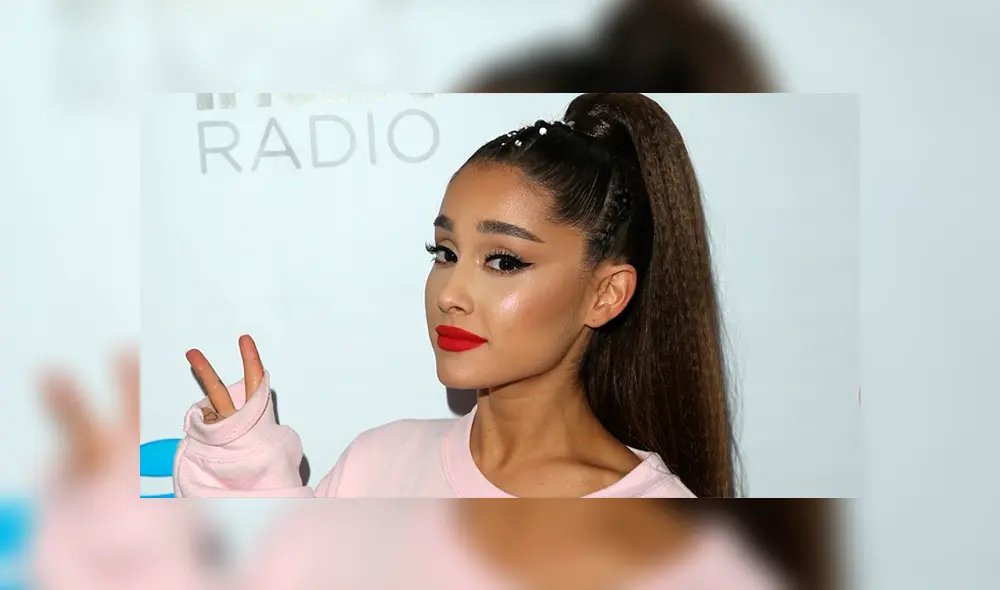 Ariana Grande recibe millonaria oferta para borrar su tatuaje mal escrito [FOTOS]