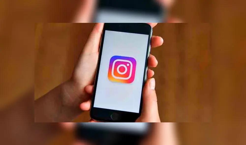 Cuando Instagram encuentre un perfil sospechoso, solicitará que se envíe un documento de identidad oficial.