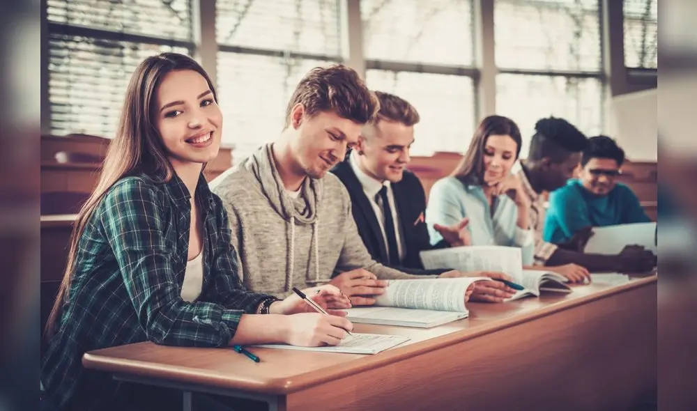 profesional estudiante