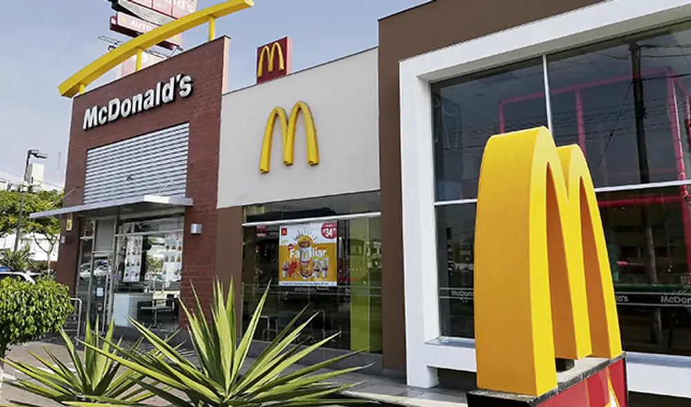 McDonald's tiene aún mucho que aclarar sobre las condiciones de trabajo en sus sedes del país. El suceso no debe olvidarse. La memoria de los dos jóvenes exige justicia. McDonald's tiene aún mucho que aclarar sobre las condiciones de trabajo en sus sedes del país. El suceso no debe olvidarse. La memoria de los dos jóvenes exige justicia.