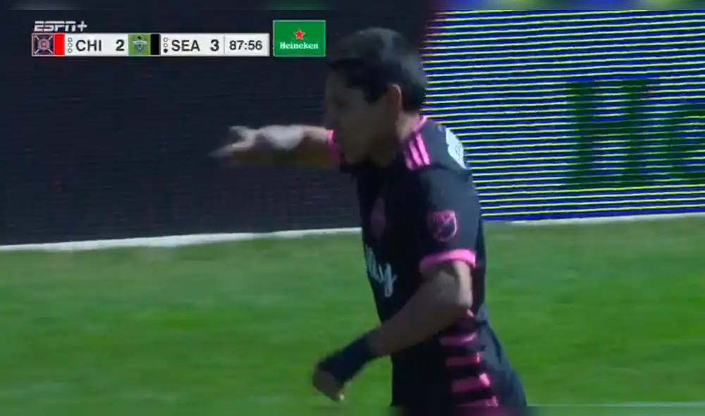 Raúl Ruidíaz se sacó al arquero de encima y marcó para el Seattle Sounders [VIDEO]