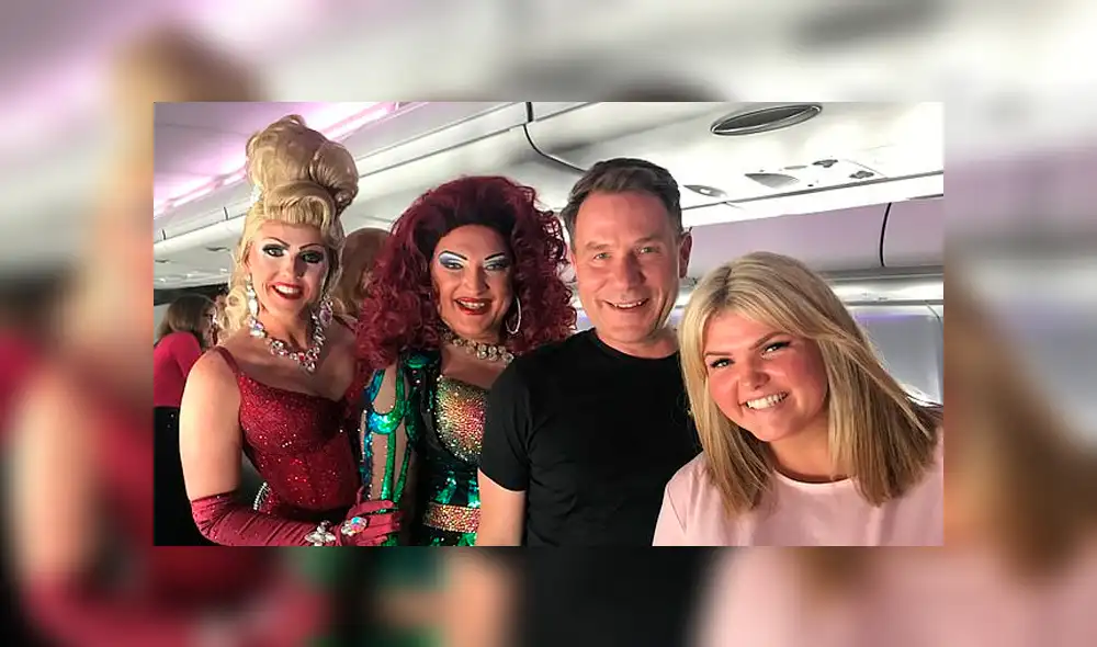 El vuelo conmemoraba los 50 años del levantamiento del movimiento gay en Nueva York. Foto: Twitter