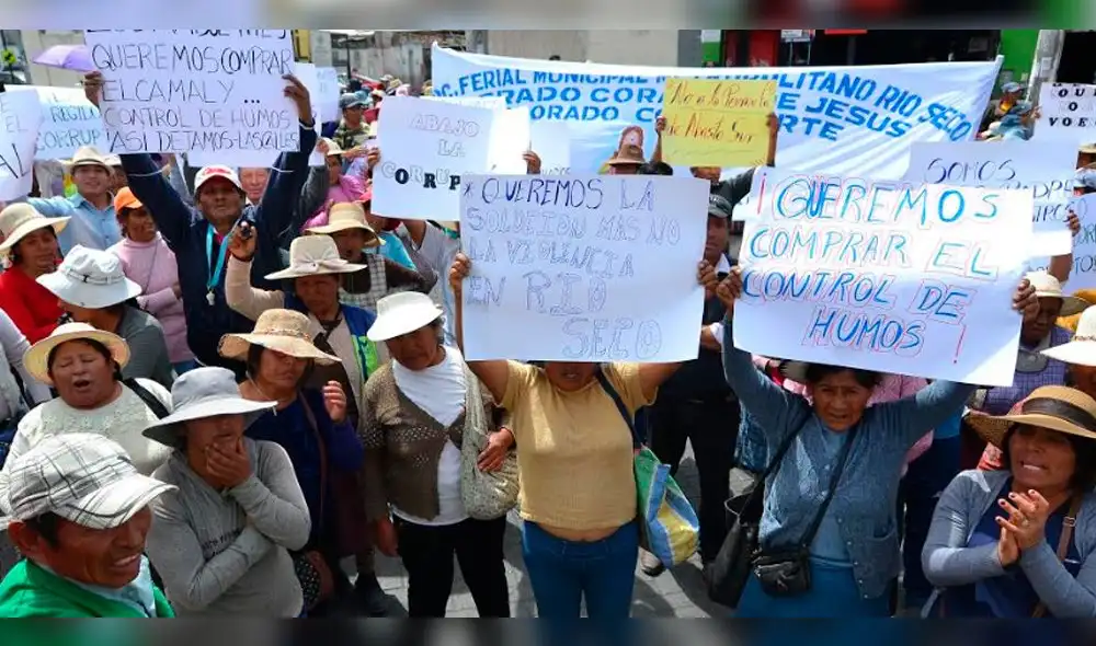 Ambulantes de Arequipa quieren comprar terrenos de camal de Río Seco
