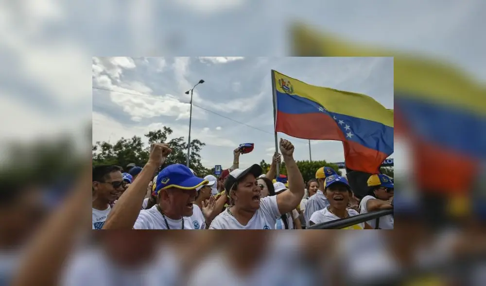 Miles de venezolanos  disconformes con el gobierno de Maduro, siguen protestando y piden que el mandatario deje el poder. Créditos: AFP
