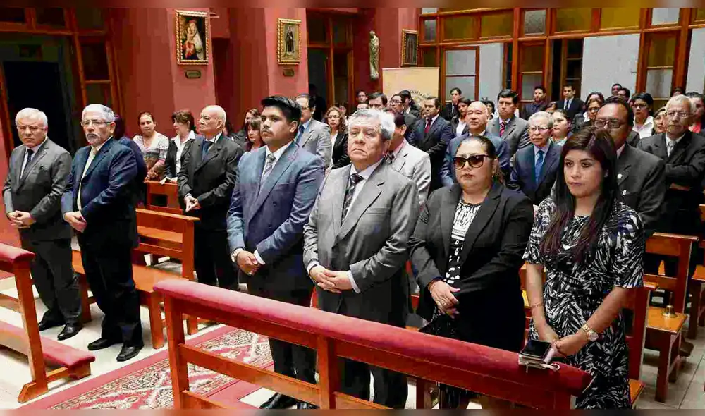 Contraloría interviene por contratos del JNE con esposa de juez supremo Walde