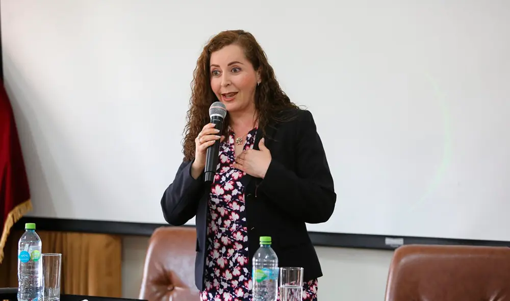 La reacción de De Belaunde al escuchar a Bartra criticar presunta “ideología de género”