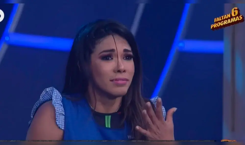 Las chicas reality no imaginaron que el actor les robaría un beso en pleno programa en vivo. Las chicas reality no imaginaron que el actor les robaría un beso en pleno programa en vivo.