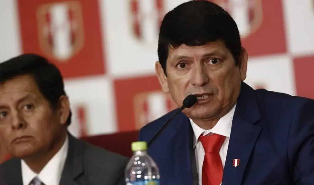 Agustín Lozano recibió multa económica por la Comisión de Ética de la Conmebol. Agustín Lozano recibió multa económica por la Comisión de Ética de la Conmebol.