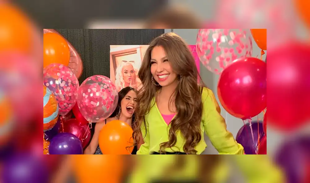 Thalía mostró más de la cuenta en osado body [VIDEO]
