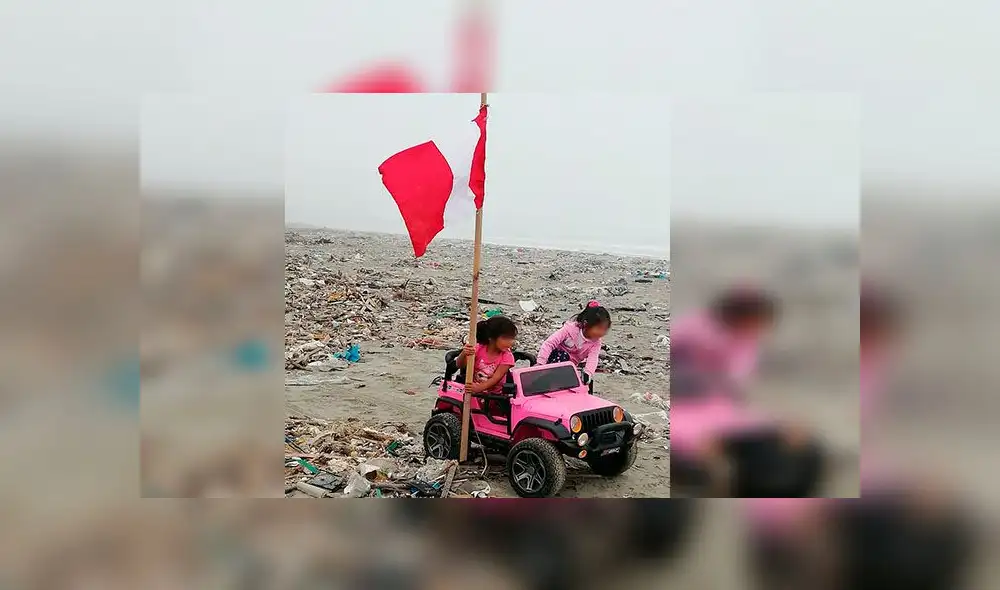 Niños ayudan a limpiar playa contaminada de Ventanilla [FOTOS]