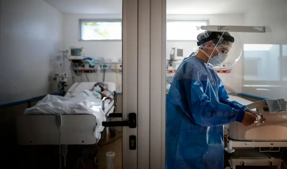 En todo Estados Unidos, los casos positivos superan los 19 millones, mientras que 332.886 personas han muerto por coronavirus. Foto: Referencial / EFE En todo Estados Unidos, los casos positivos superan los 19 millones, mientras que 332.886 personas han muerto por coronavirus. Foto: Referencial / EFE