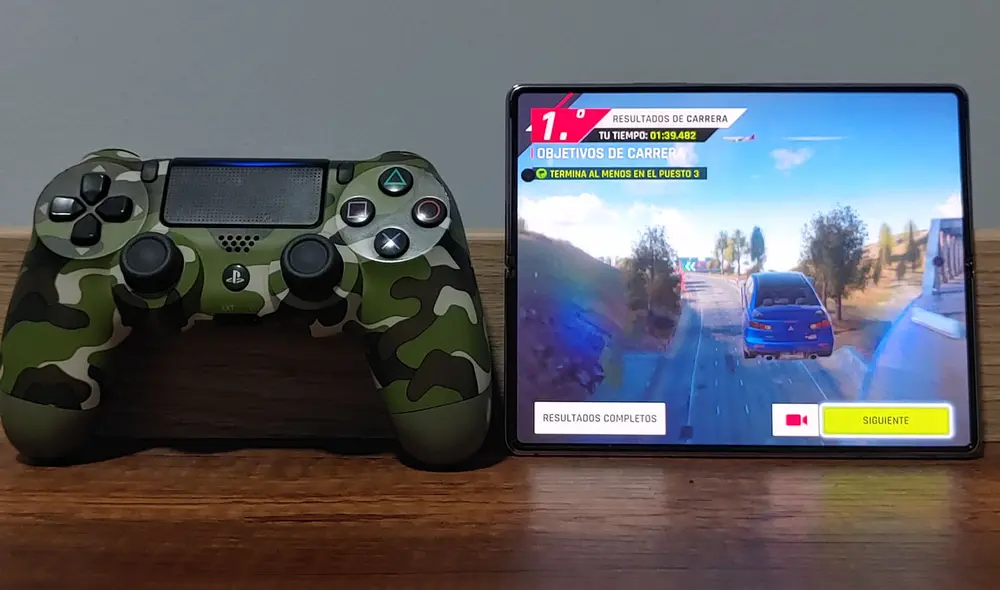 También podemos configurar nuestro teléfono de Samsung para poder jugar con el mando de una PS4 o PS5. Foto: Edson Henriquez.