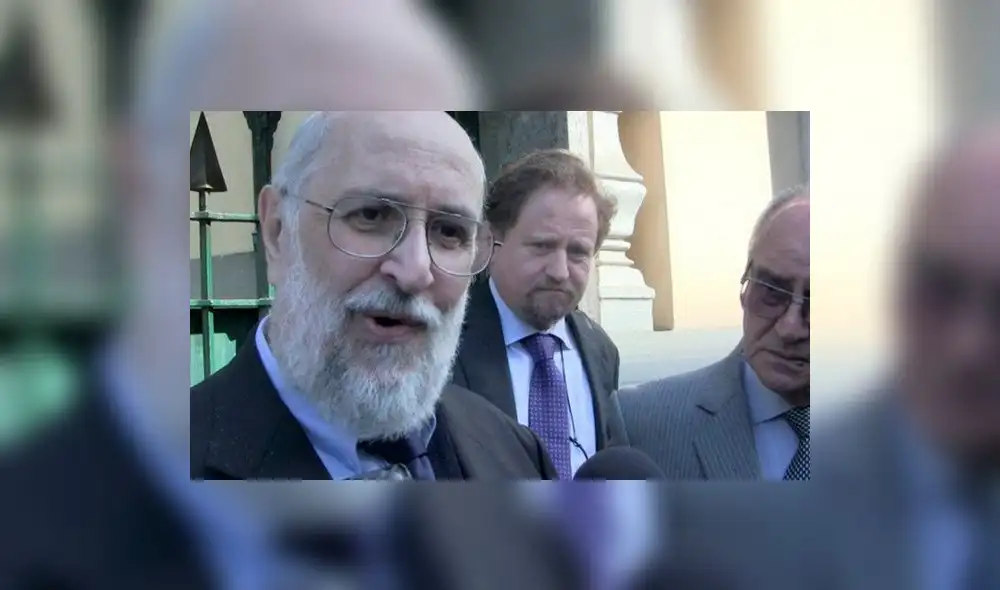 Plantón por archivamiento de denuncias de abuso contra Sodalicio