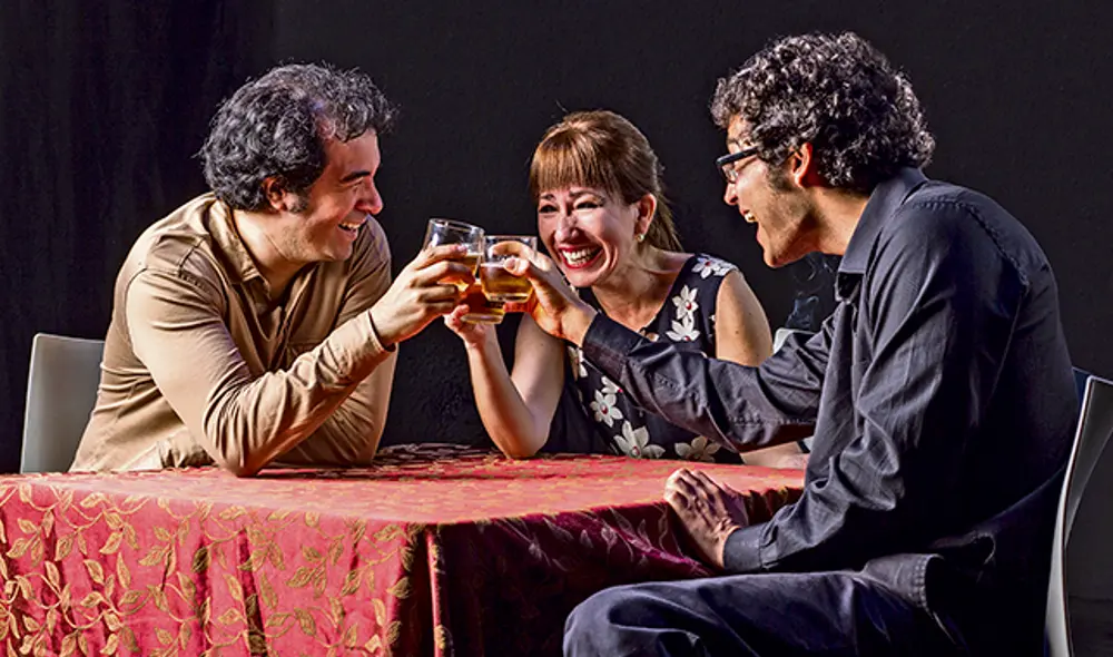 La Plaza. ‘Mi nombre es Rachel Corrie’, dirigida por Nishme Súmar. Actúa Gisela Ponce de León.