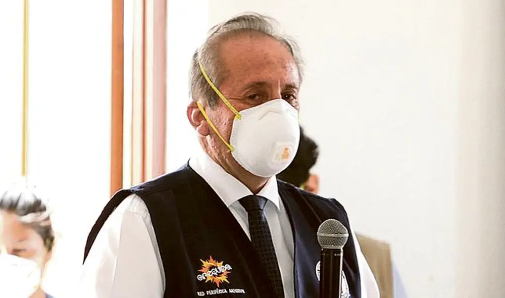 Dember Muñoz será reemplazado por Leonardo Chirinos en la gerencia de Salud en Arequipa.