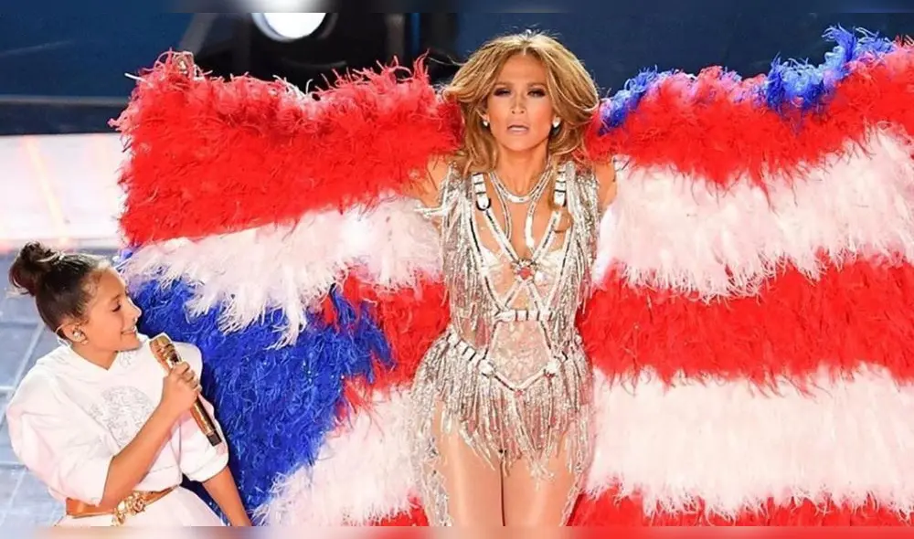 La niña de 12 años acompañó a su madre sobre el escenario en el Super Bowl y lució su talento para el canto. (Foto: Instagram) La niña de 12 años acompañó a su madre sobre el escenario en el Super Bowl y lució su talento para el canto. (Foto: Instagram)