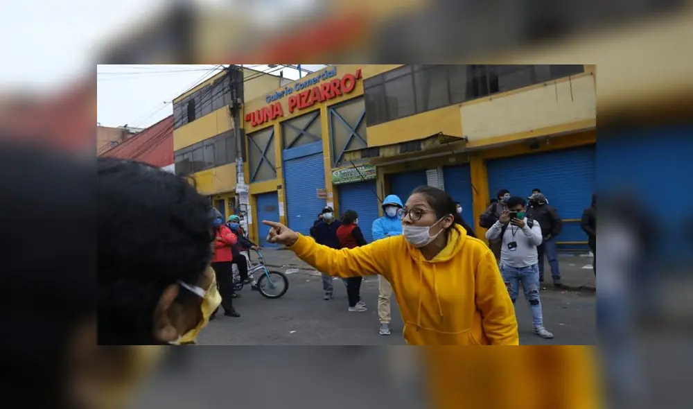 Ambulantes de Gamarra protestando. Créditos: URPI-GLR Ambulantes de Gamarra protestando. Créditos: URPI-GLR