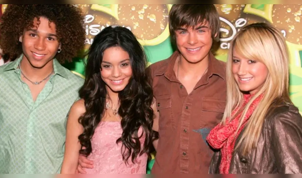 Vanessa Hudgens y Ashley Tisdale amenizan la cuarentena con coreografía de High School Musical. Foto: Difusión Vanessa Hudgens y Ashley Tisdale amenizan la cuarentena con coreografía de High School Musical. Foto: Difusión
