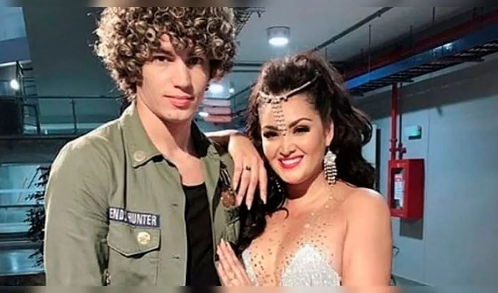 La bailarina quedó en 'shock' añ ver a la conductora de televisión hacerle tocamientos a su pareja. La bailarina quedó en 'shock' añ ver a la conductora de televisión hacerle tocamientos a su pareja.