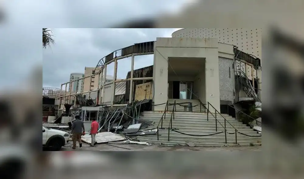 Los daños ocasionados por el paso del huracán Delta, en el balneario de Cancún, en el estado de Quintana Roo. Foto: EFE Los daños ocasionados por el paso del huracán Delta, en el balneario de Cancún, en el estado de Quintana Roo. Foto: EFE