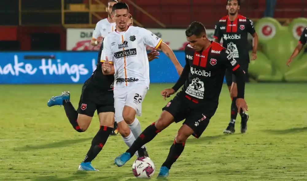 Alajuelense sumó su sexta victoria consecutiva en la primera división de Costa Rica. Foto: Twitter Alajuelense