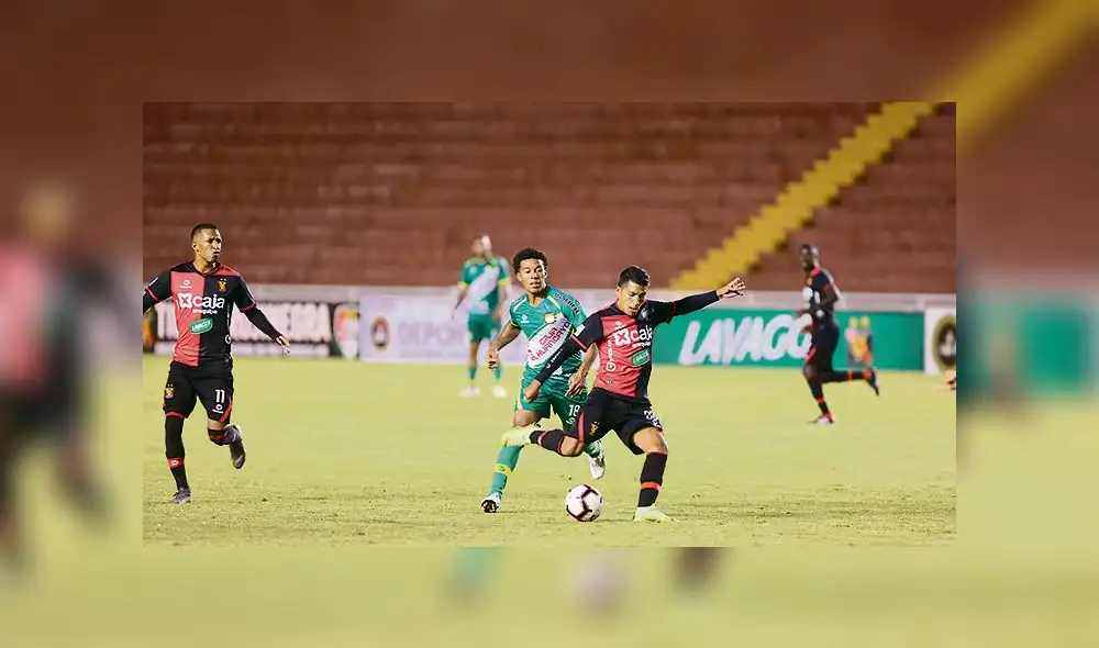 MELGAR ENFRENTO COMO LOCAL AL SPORT HUANCAYO QUEDANDIO EMPATES 2 A 2 EN EL ESTADIO DE LA UNSA - AREQUIPA MELGAR ENFRENTO COMO LOCAL AL SPORT HUANCAYO QUEDANDIO EMPATES 2 A 2 EN EL ESTADIO DE LA UNSA - AREQUIPA