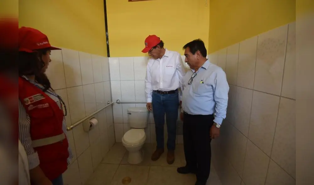 Coronavirus: Vizcarra enseña lavado de manos en colegio de Piura Coronavirus: Vizcarra enseña lavado de manos en colegio de Piura