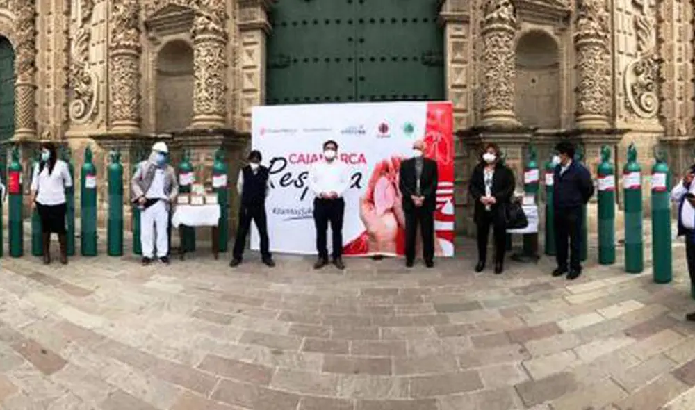 Los 30 balones de oxígeno de 10 metros cúbicos fueron donados por la minera Southern Perú Los 30 balones de oxígeno de 10 metros cúbicos fueron donados por la minera Southern Perú