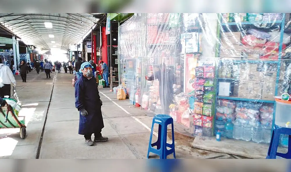 barreras. Se evitará el contacto con los compradores. barreras. Se evitará el contacto con los compradores.