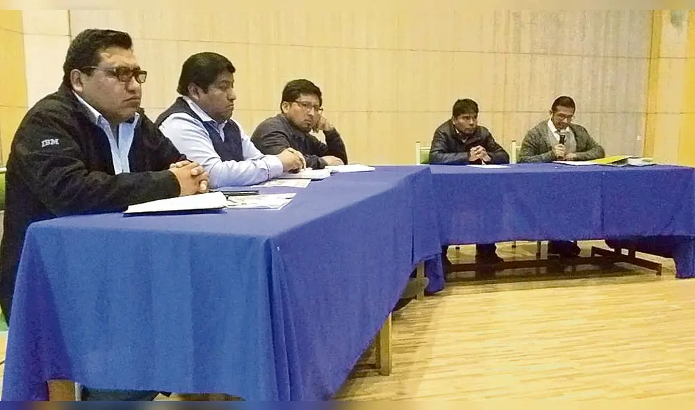 menos. Concejo aún no puede convocar a regidora accesitaria. menos. Concejo aún no puede convocar a regidora accesitaria.