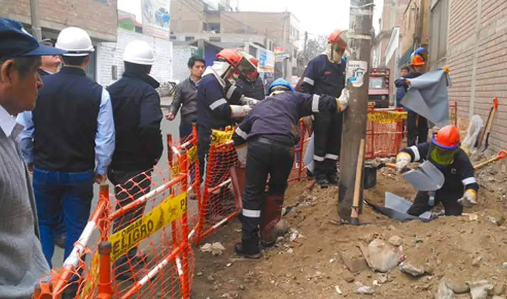 Este no es el único caso que ocurre en Lima. En Puente Piedra otro local robaba electricidad.