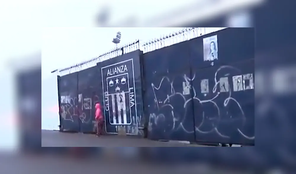 Vecinos cuidan último escudo de estadio de Alianza Lima tras invasión de evangélicos [VIDEO]