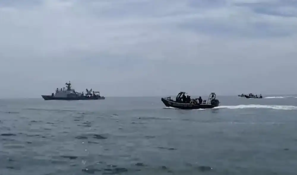 Según la Dirección General de Guardacostas, el barco más cercano está a 230 millas de las costas peruanas, a la altura del Puerto de Pisco. (Imagen referencial / Crédito: Marina de Guerra)