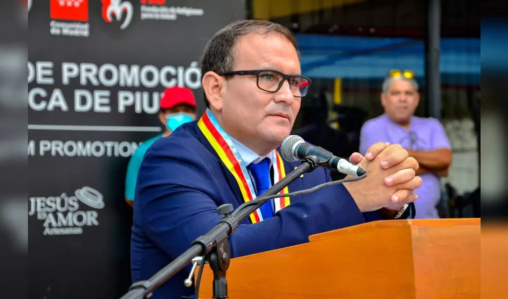 Gabriel Madrid Jura como alcalde de Piura y se compromete a trabajar por la provincia. Foto: La República.